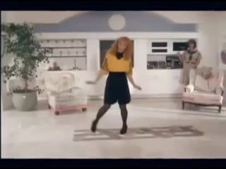 Shelley long dances the mashed potato endlessly from troop beverly hills