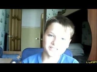 Днище№90 снимает на вебку