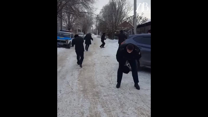 Отлично отработал полицаев