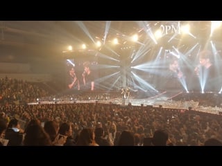 2pm concert6nights 20170225 hands up ending