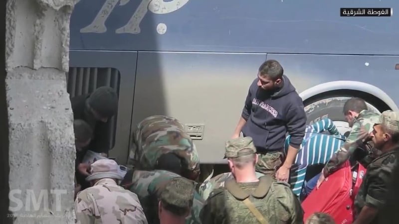 Сирия боевики покидают думу