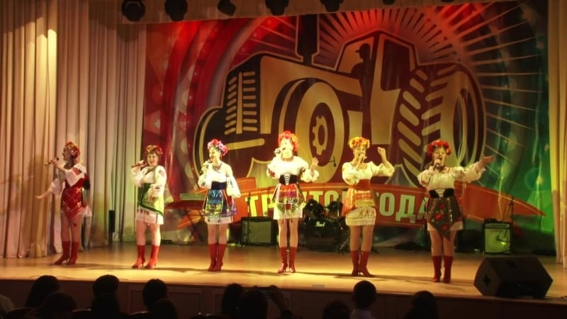 Ансамбль млада "коло млына"