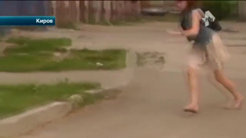 В кирове девушка бросила кирпич в лицо молодому человеку уличные драки ru