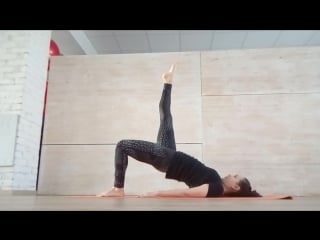 Йога с диной муриной полумост