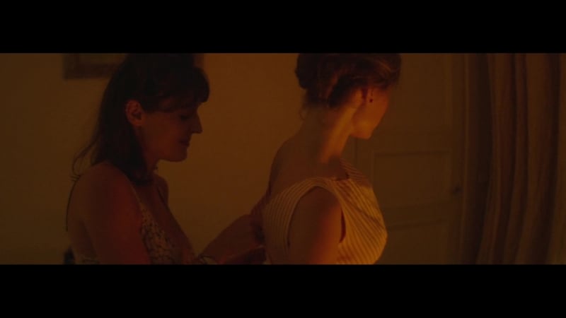 Lindsay burdge, esther garrel, lola bessis nude thirst street (2017) линдси бёрдж, эстер гаррель, лола бесси улица жажды