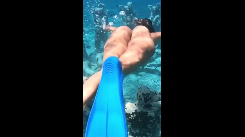 Swdv 89 fat ass swimming in the pool