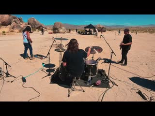 Yawning man live at giant rock