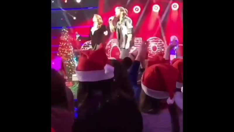 Демет оздемир и джан яман на шоу голос