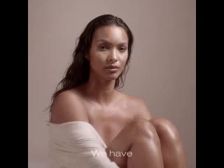 Lais ribeiro for donna karan 2020