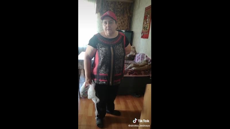 Блогершу посадили на бутылку
119