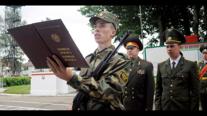 Служыць ці “касіць”? абмяркоўваем у жывым эфіры з гайдукевічам і максімкавым