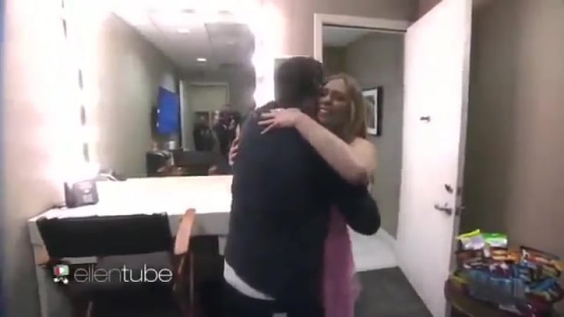 Крис эванс напугал элизабет олсен