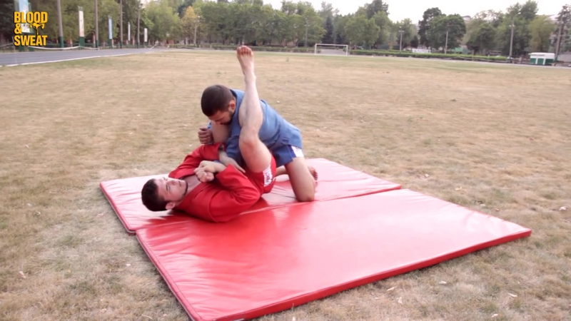 Самбо комбинация узел плеча рычаг руки