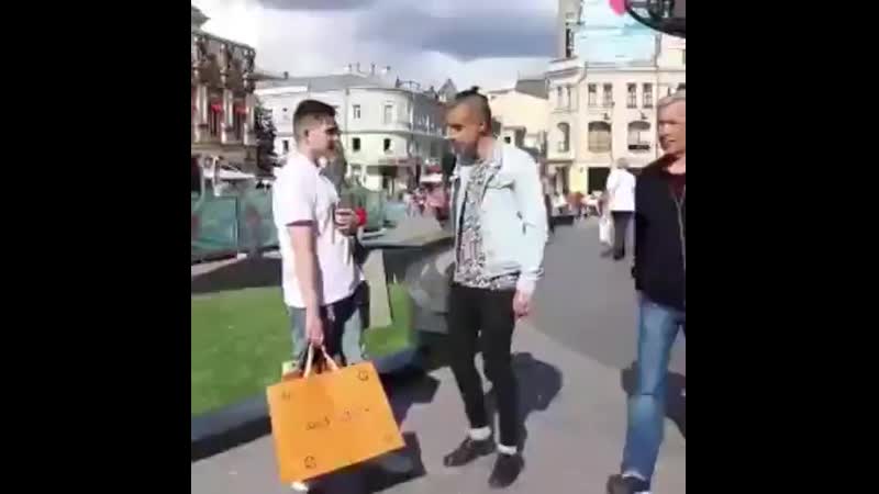 Молодые чмошник