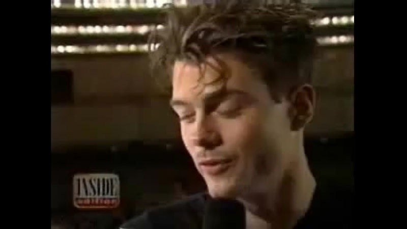 Josh duhamel vs ashton kutcher