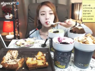 설빙신메뉴특집! [설빙고 네가지맛,엄청난 사이드메뉴] shoogis eating show ice cream toast