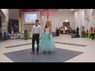 Показ вечерних нарядов на благотворительной акции "подари им шанс" октябрь,2015 модельное агентство dolce vita gomel