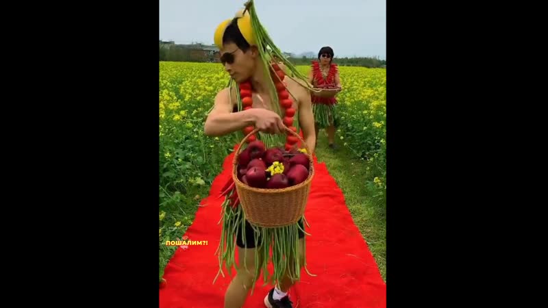 Показ мод от кутюрье полей