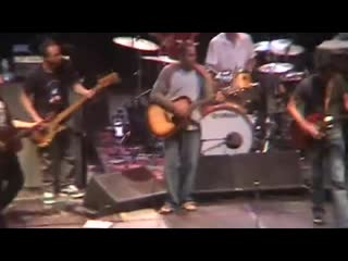 Pearl jam so you wanna be a rock n' roll star, 2003 [jack irons, jack johnson, chris cornell, and lyle workman]