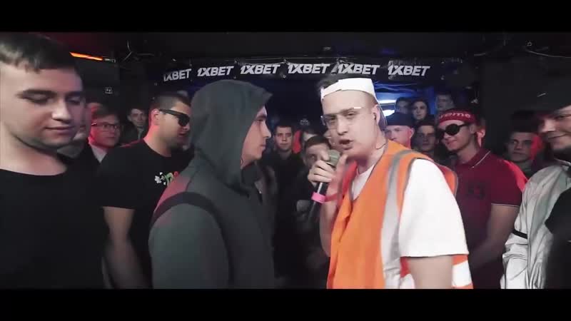 Очередняра смеет трогать папича