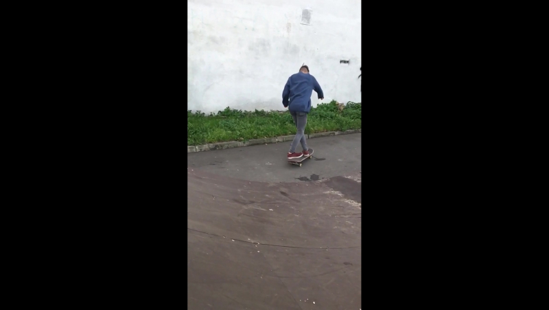 Cross fot double flip