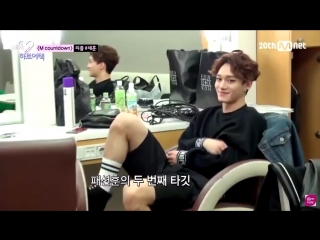 [cut] 150417 baekhyun asking sehun the fashionista styles he’d recommend for suho & chen~