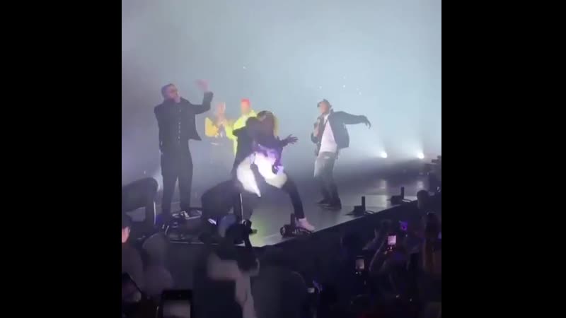A$ap rocky забрасывает в толпу bouba savage