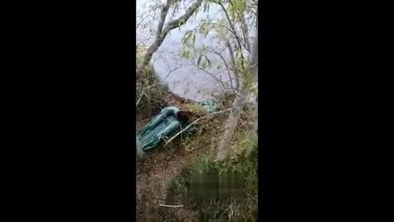 Так и не удалось автору видео половить на реке кирпичный в хабаровском крае тут своих любителей рыбки хватает