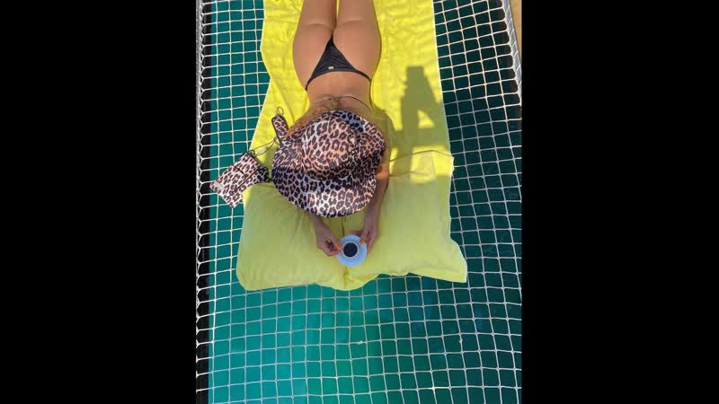 Леся никитюк засветила упругие ягодицы на жарком фото из турции