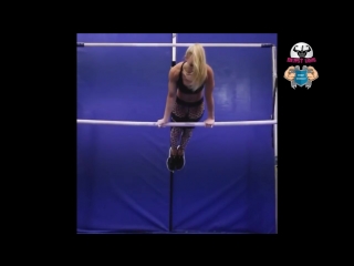 Beautiful street workout girl goes crazy!! gina marie