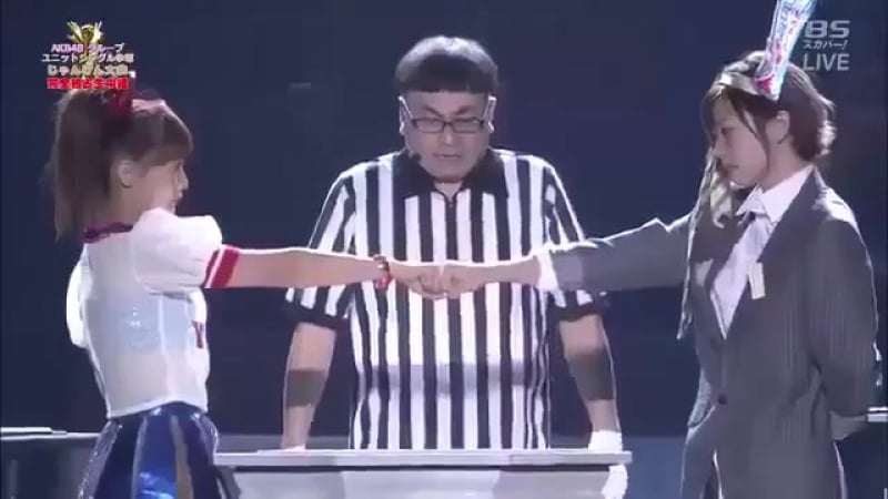 Финал чемпионата мира по игре камень ножницы бумага