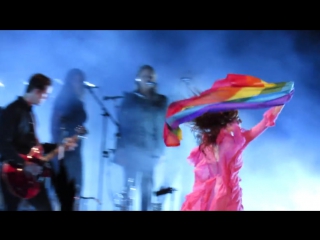 Florence + the machine spectrum (live at hollywood casino amphitheatre, chicago, usa | )
