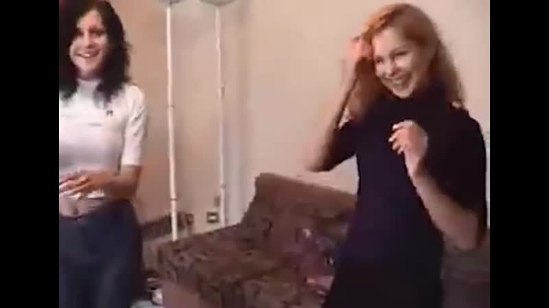 Сегодня отмечается международный день студентов видео для олдов )