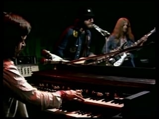 Nektar desolation valley ⁄ waves live 1973 (bbc the old grey whistle test) remastered