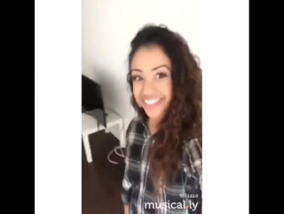 Hahah her facial expressions tho😂😂😂👌 @ lizzzak can't wait for today's video #lizak #lizakoshy #lizzza #musically #dizzza #facial