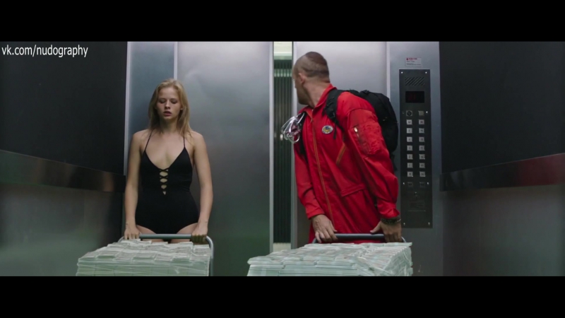 Александра бортич голая в фильме "неуловимые бангкок" (2016, артем аксененко) 1080p