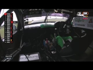 V8 supercars 2016 round 4 perth supersprint practice 2