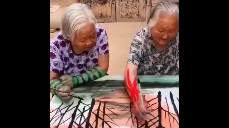 Две бабули мастерицы