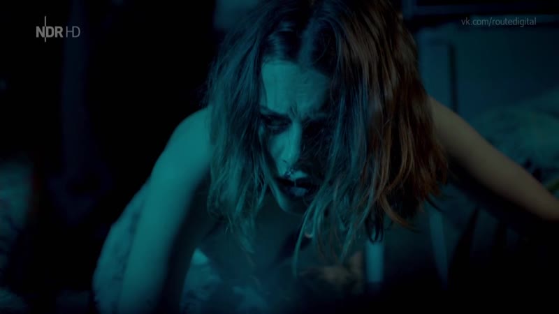 Simone geissler, valerie stoll nude wo kein schatten fallt (2018) hd 720p watch online