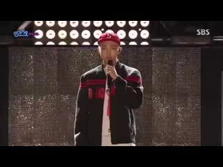 During the time i used to think this was their best entrance yet) and now 2020 bts has done way more grand entrances 😭👍🏻