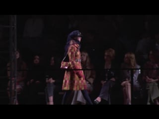 Коллекциия chanel métiers d’art paris hamburg 2017/18