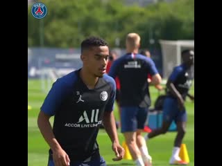 Instagram колина дагбы colin dagba