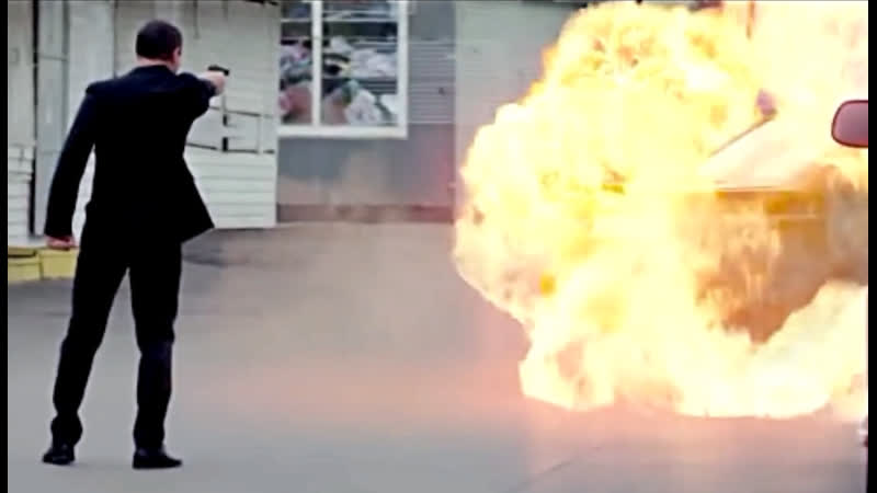 Русский фильм боевик **правила механика замков**