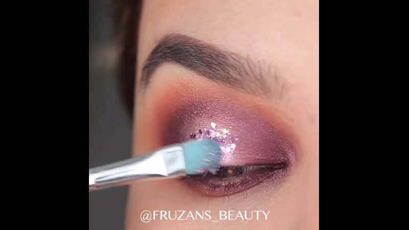 Крупные розовые блестки