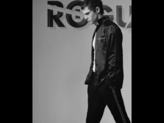 Эван питерс, журнал rogue, 2018