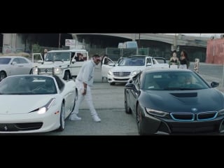 Sincere show whip it