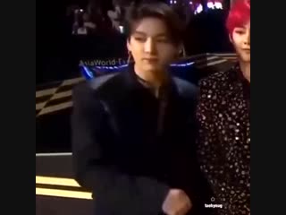 Here’s 21 seconds of jungoo’s lil bunny nose scrunch