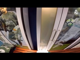 В раздевалке «реал мадрид»