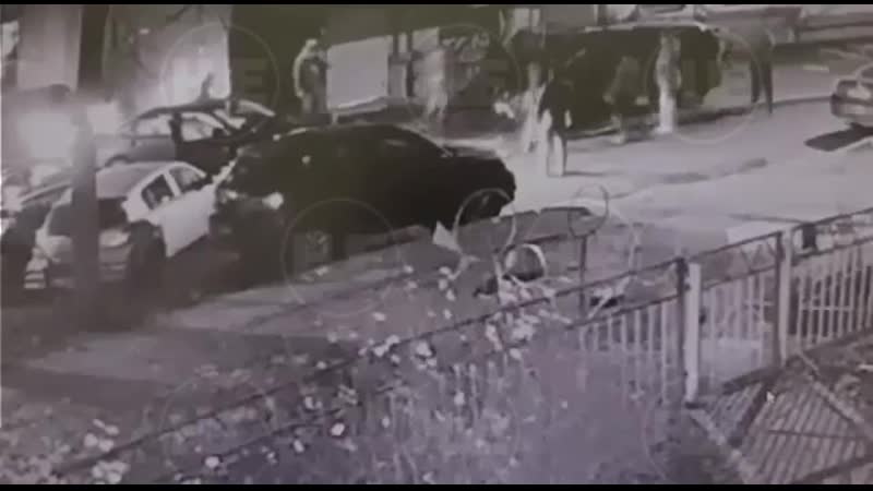 В санкт петербурге отцы школьников посрались в школьном чате и забили друг другу стрелку