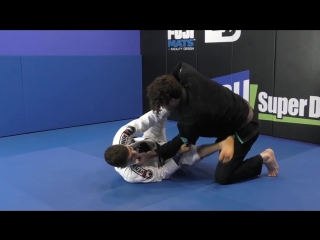 Mikey musumeci long step knee cut pass defense